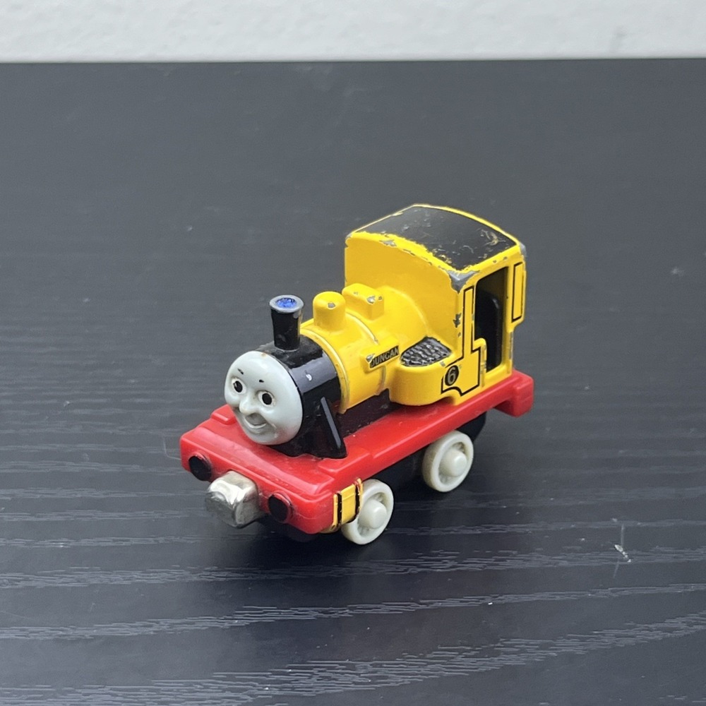 Thomas & Friends Take N Play Victor Comes to Sodor Diecast Train 2009 Loose